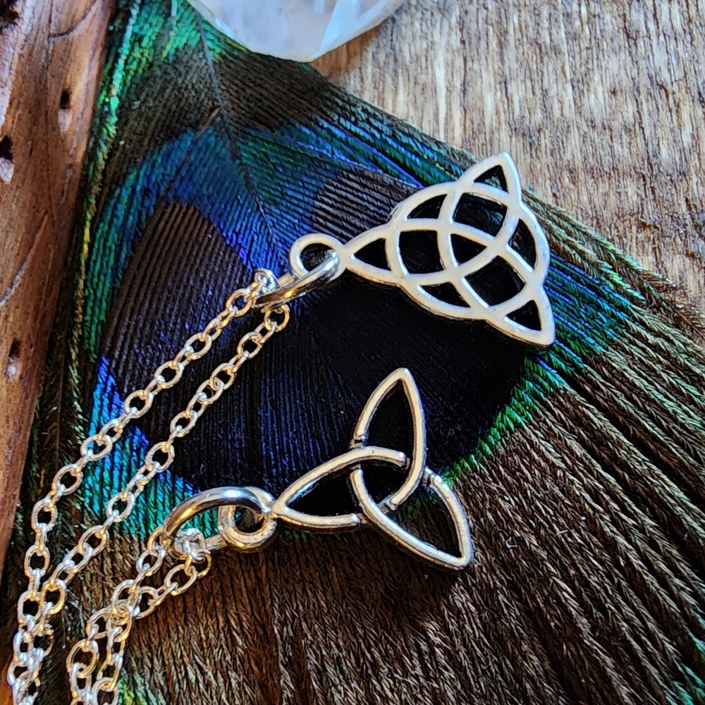 Triquetta Celtic Knot 925 Silver Necklace Trinity Wiccan Witchy Pagan Goddess